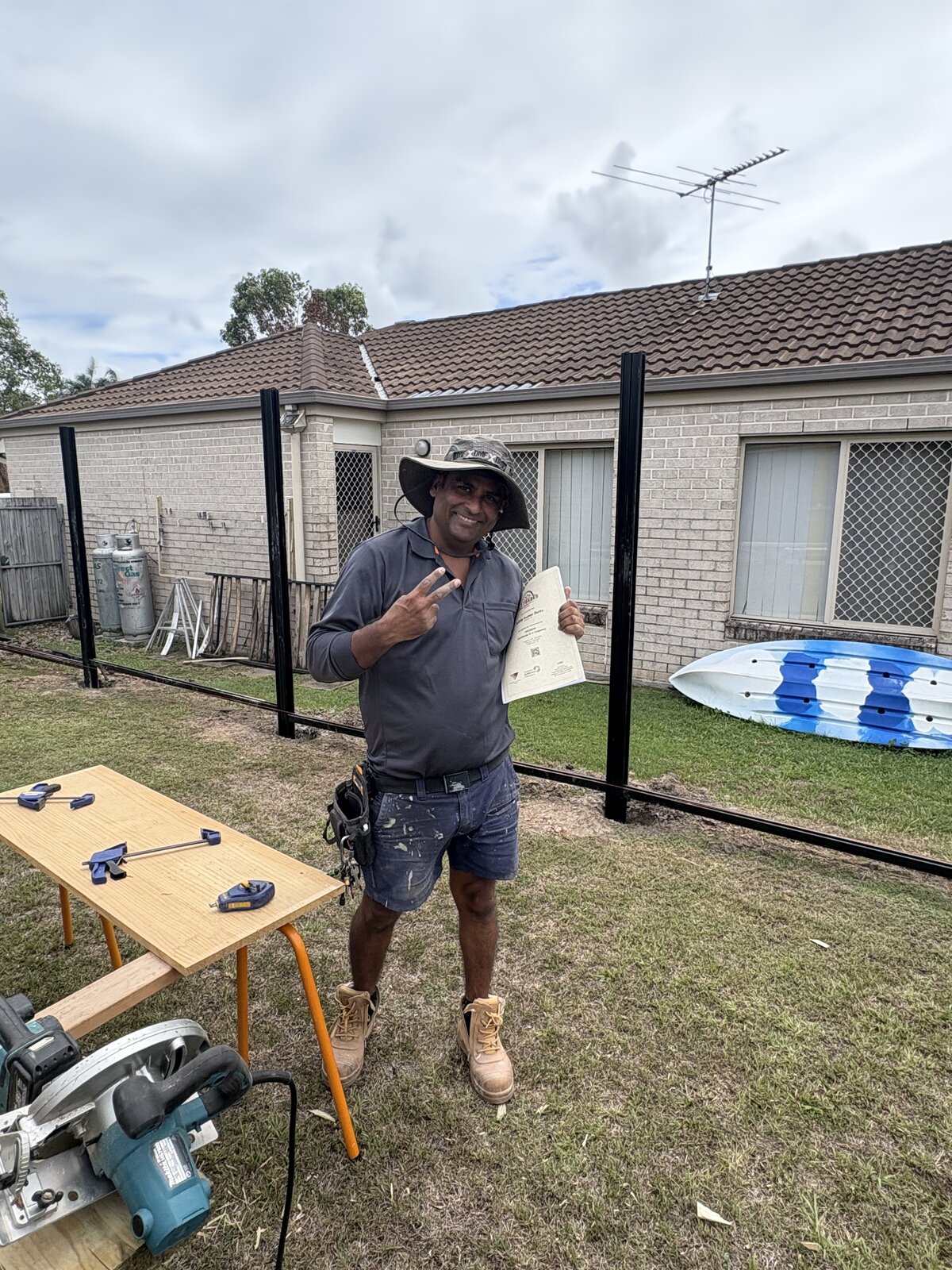 Mani, Handyman